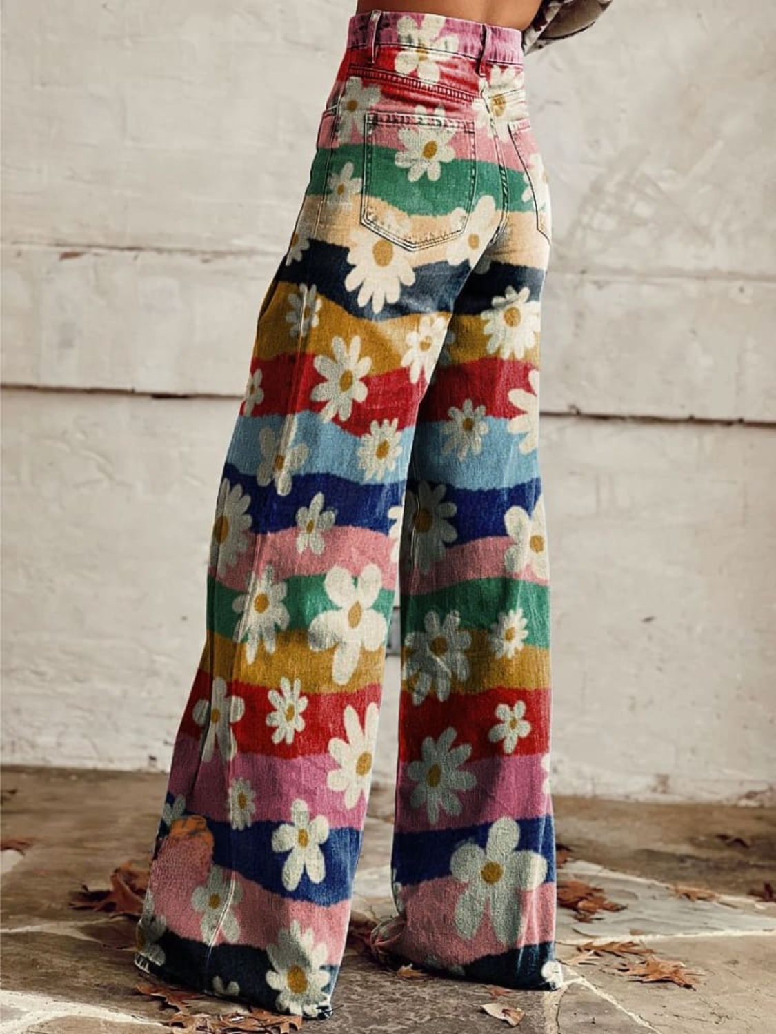 Lucrecia - Pantalones elegantes: Flores de la moda