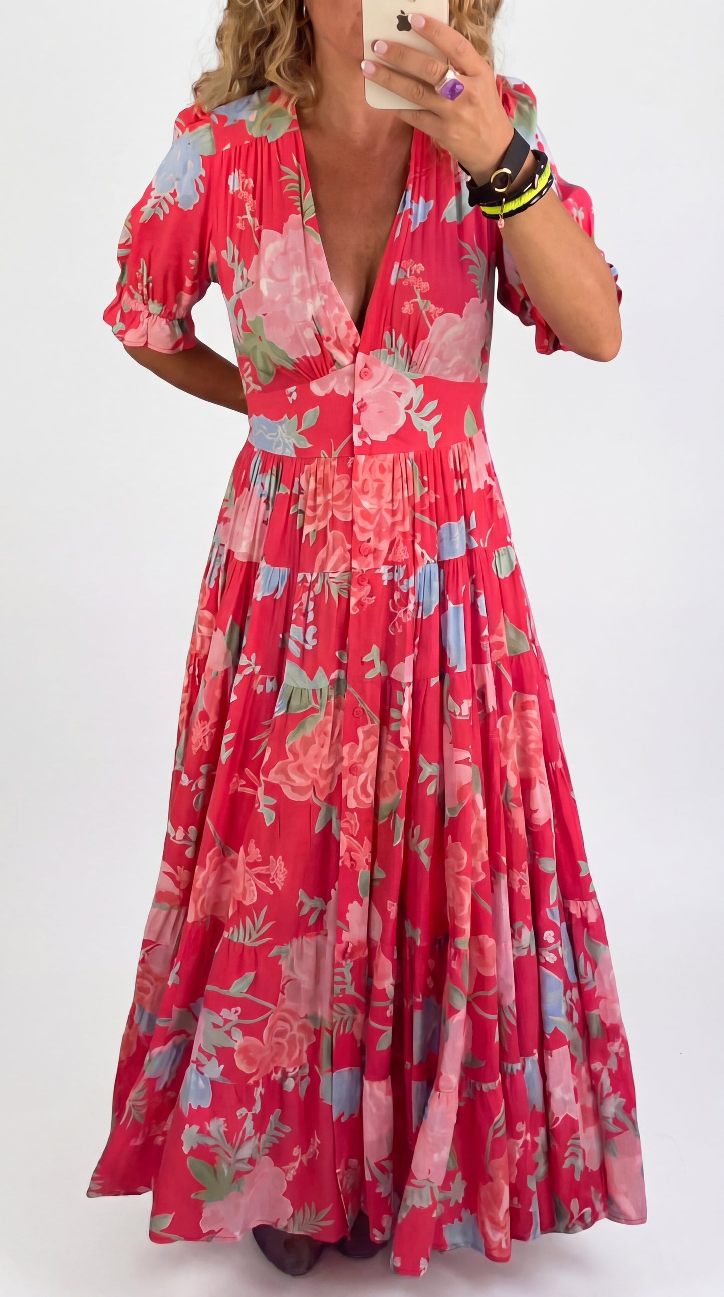 Minelda | Elegante vestido floral con escote en V